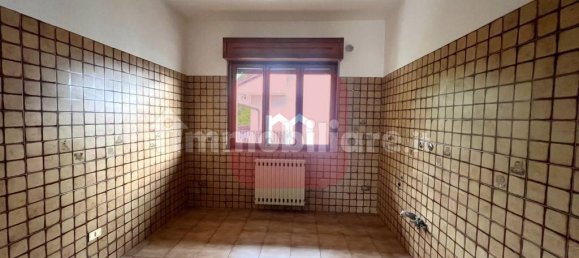 3 bedrooms Apartment in Frosinone, Italy No. 51606 6