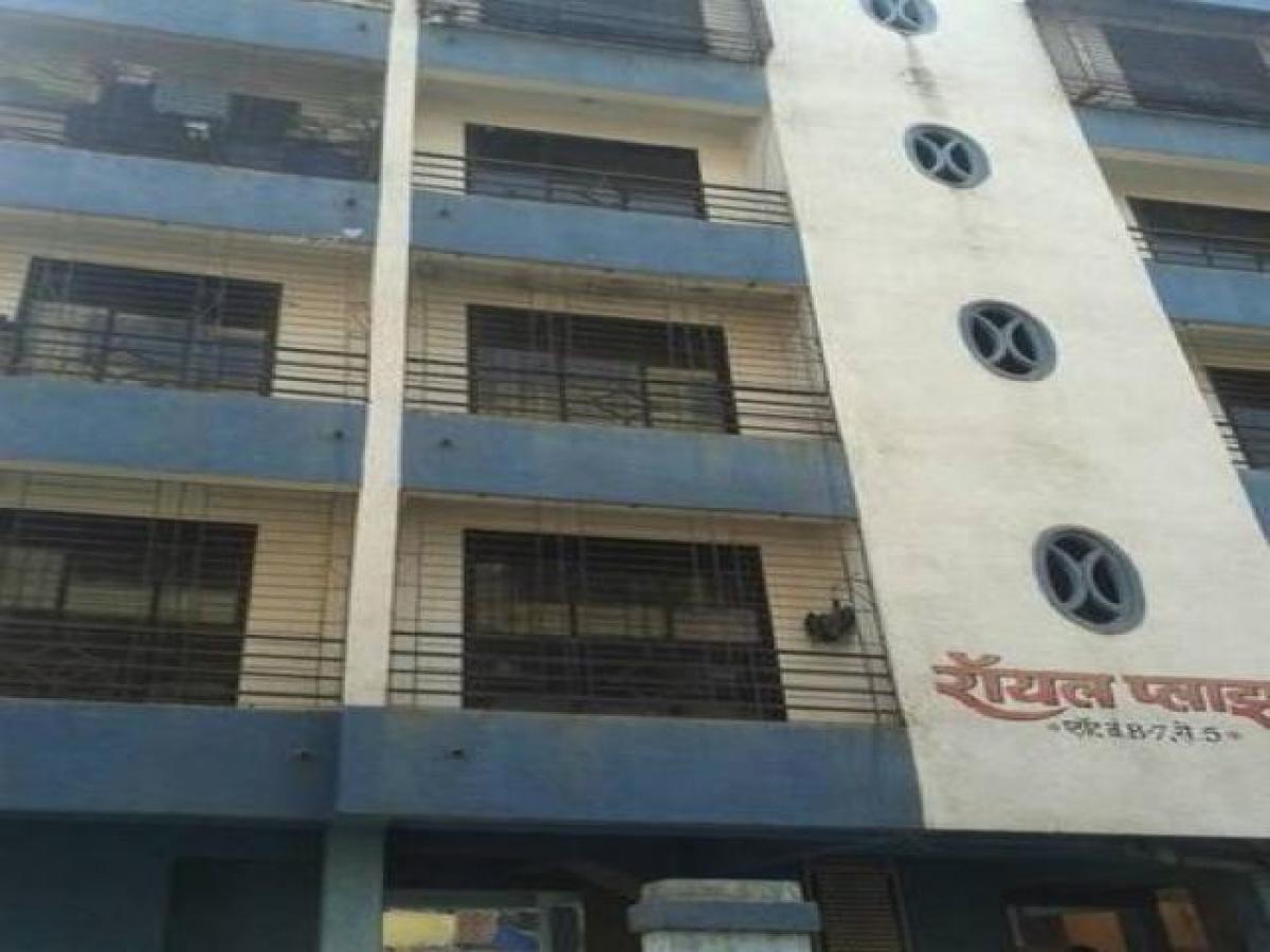 2 bedrooms House in Mumbai, India No. 64132