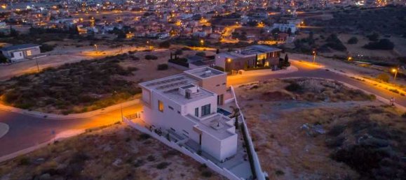 5 bedrooms Villa in Germasogeia, Cyprus No. 20995 2