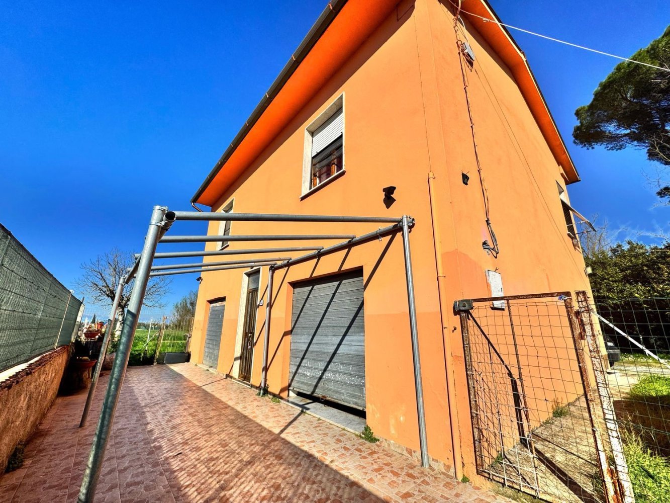 6-Zimmer Wohnung in Ponsacco, Italy, Nr. 181597