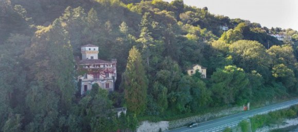 Castelos T13 em Stresa, Italy N.º 229064 43