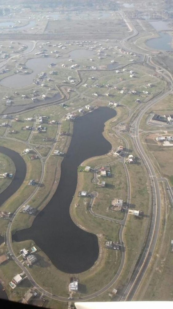  Land in Escobar, Argentina No. 121631