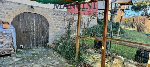 4 rooms House in Castelplanio, Italy No. 83902 7