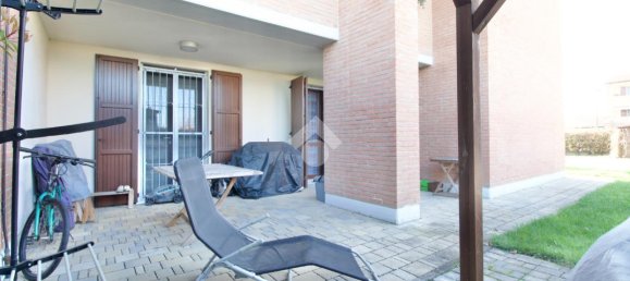 Квартира с 3 комнатами в Реджо Эмилия, Италия № 8607 29