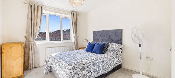 4 bedrooms House in Horley, United Kingdom No. 1032 14