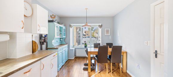 4 bedrooms House in Horley, United Kingdom No. 1032 10