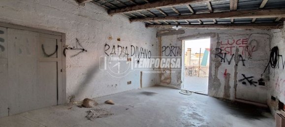 3 rooms House in Casamassima, Italy No. 157812 18