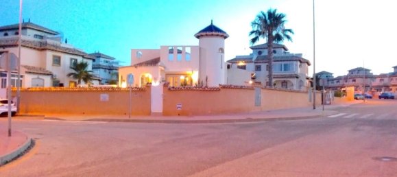 2 bedrooms House in Alicante, Spain No. 159008 30