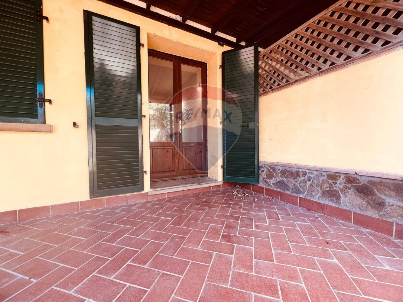 2 bedrooms House in Cecina, Italy No. 371640