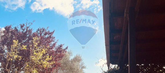 2 bedrooms House in Cecina, Italy No. 371640 8