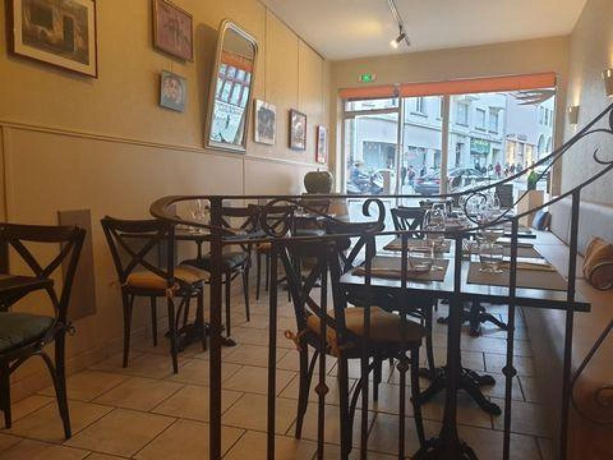 Bureau à Bourges, France 105m² No. 17186