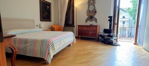 Apartamento de 3 dormitorios en Cremona, Italy No. 271389 21