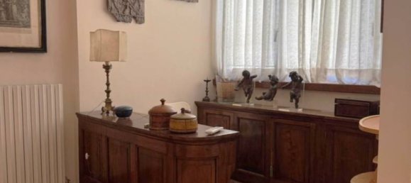 Apartamento de 3 dormitorios en Cremona, Italy No. 271389 3