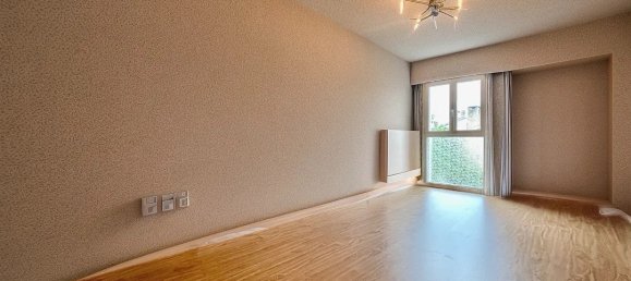 4 bedrooms Villa in Epernay, France No. 60948 15