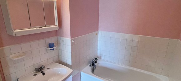 4 bedrooms Villa in Epernay, France No. 60948 19