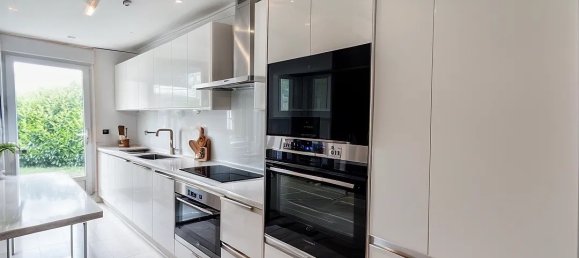 4 bedrooms Villa in Epernay, France No. 60948 2