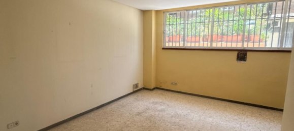 Gewerbliche Immobilie in Martos, Spain 166m², Nr. 165825 2
