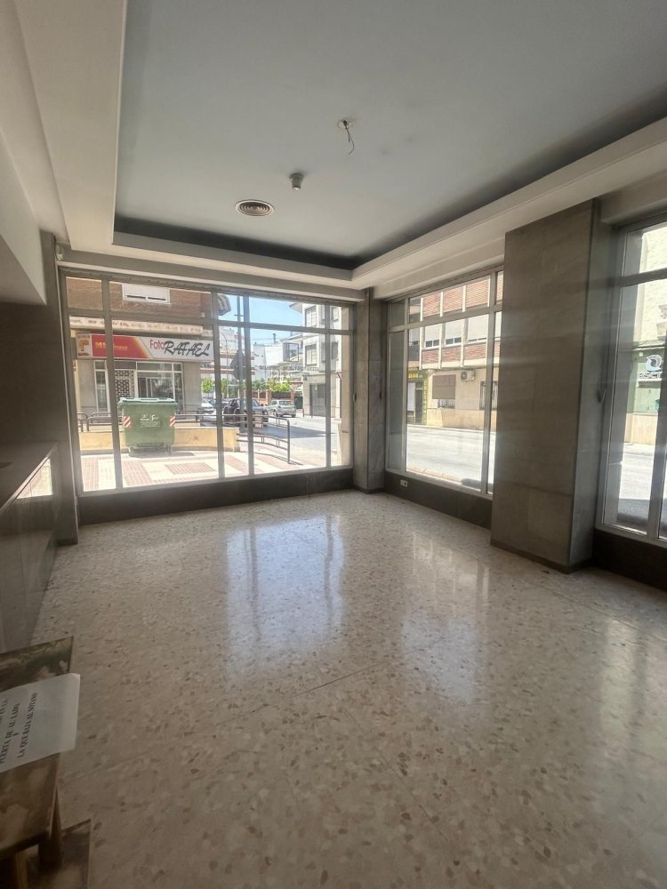 Gewerbliche Immobilie in Martos, Spain 166m², Nr. 165825