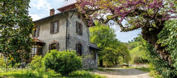 3 Schlafzimmer Villa in Berzo San Fermo, Italy, Nr. 160306 9