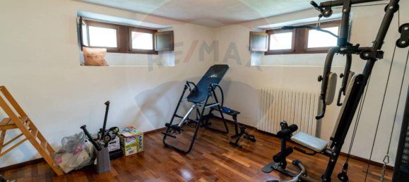 3 Schlafzimmer Villa in Berzo San Fermo, Italy, Nr. 160306 28