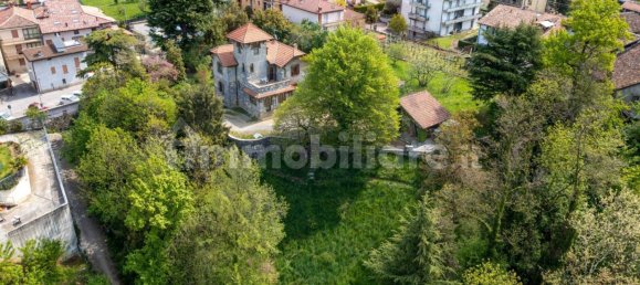 3 Schlafzimmer Villa in Berzo San Fermo, Italy, Nr. 160306 5