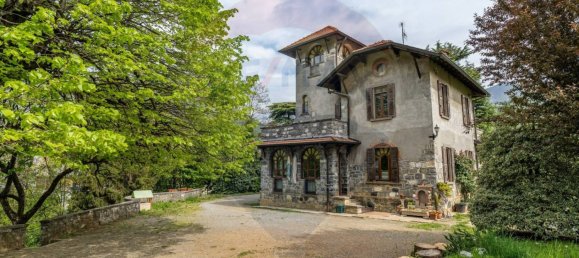 3 Schlafzimmer Villa in Berzo San Fermo, Italy, Nr. 160306 10