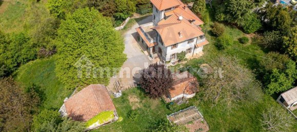 3 Schlafzimmer Villa in Berzo San Fermo, Italy, Nr. 160306 8