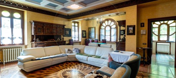 3 Schlafzimmer Villa in Berzo San Fermo, Italy, Nr. 160306 17