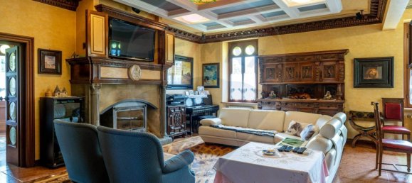 3 Schlafzimmer Villa in Berzo San Fermo, Italy, Nr. 160306 19