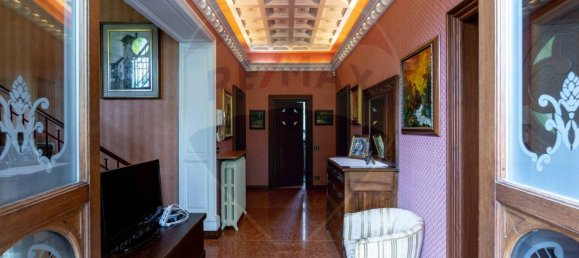 3 Schlafzimmer Villa in Berzo San Fermo, Italy, Nr. 160306 30