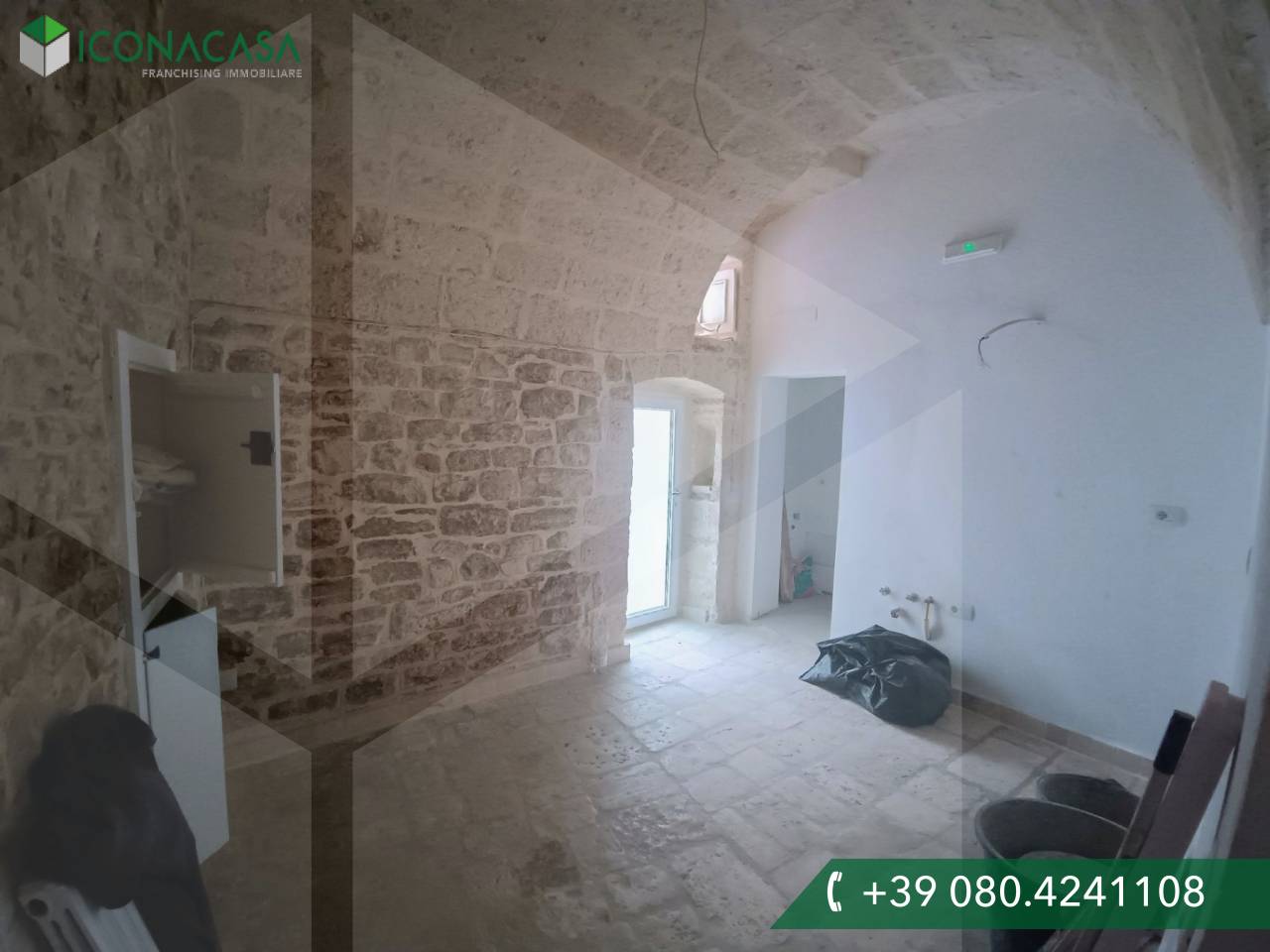 2-Zimmer Haus in Polignano a Mare, Italy, Nr. 24044