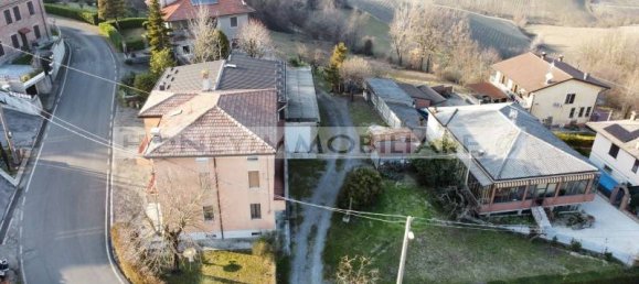 5 bedrooms Villa in Castell'Arquato, Italy No. 129386 11