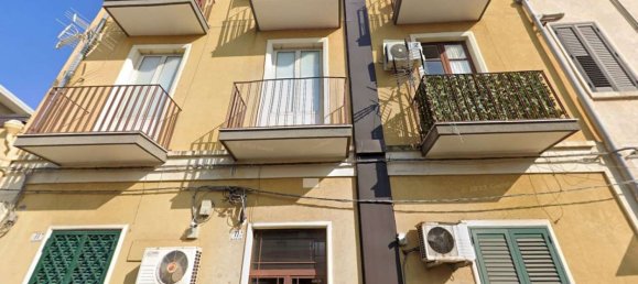 3 rooms Apartment in Catania, Italy No. 43798 32