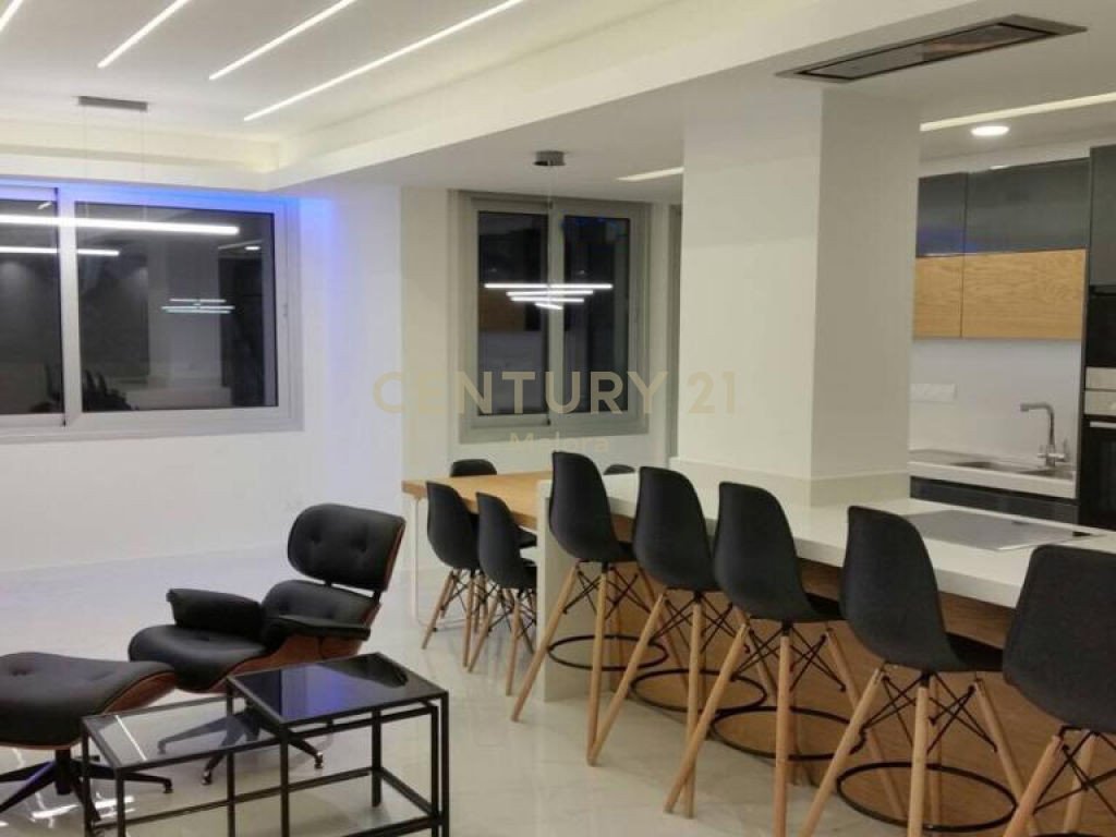 Apartamento de 4 dormitorios en Agios Tychonas, Cyprus No. 428