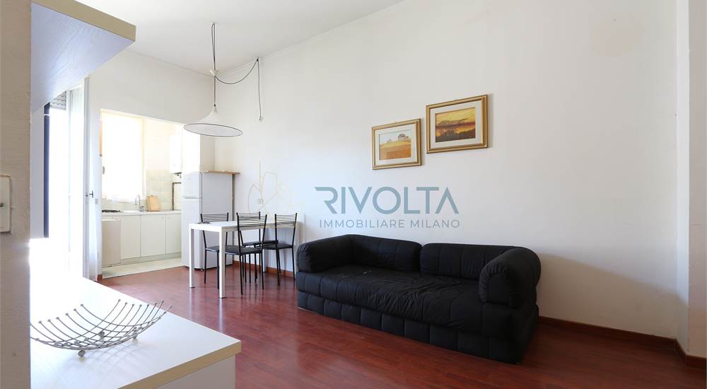 Квартира с 1 спальней в Милан, Италия № 325533