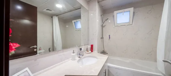 4 dormitorios villa en venta en Meadows, Dubai, UAE № 108315 12