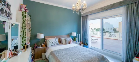 4 dormitorios villa en venta en Meadows, Dubai, UAE № 108315 10