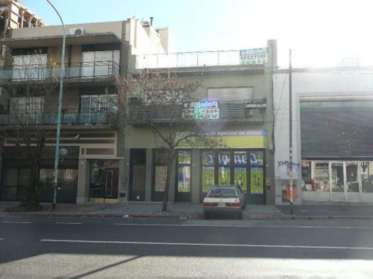 Casa de 6 dormitorios en Buenos Aires, Argentina No. 67480