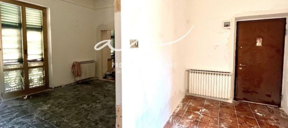 5 rooms Apartment in La Spezia, Italy No. 286352 5