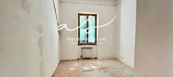 5 rooms Apartment in La Spezia, Italy No. 286352 12
