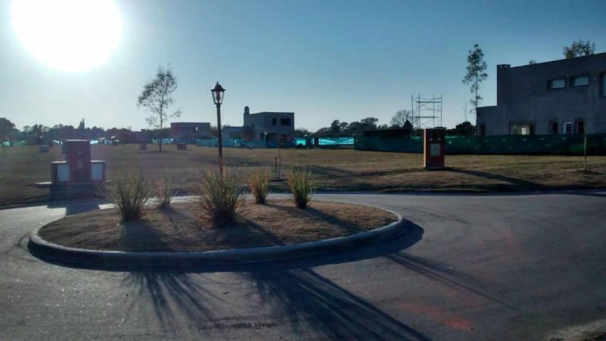  Land in Pilar, Argentina No. 112401