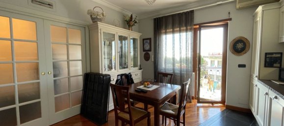 5 rooms Apartment in Pozzuoli, Italy No. 214419 45