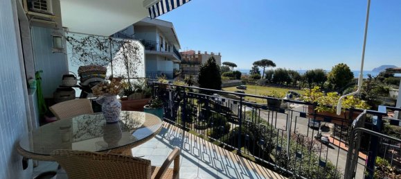 5 rooms Apartment in Pozzuoli, Italy No. 214419 23