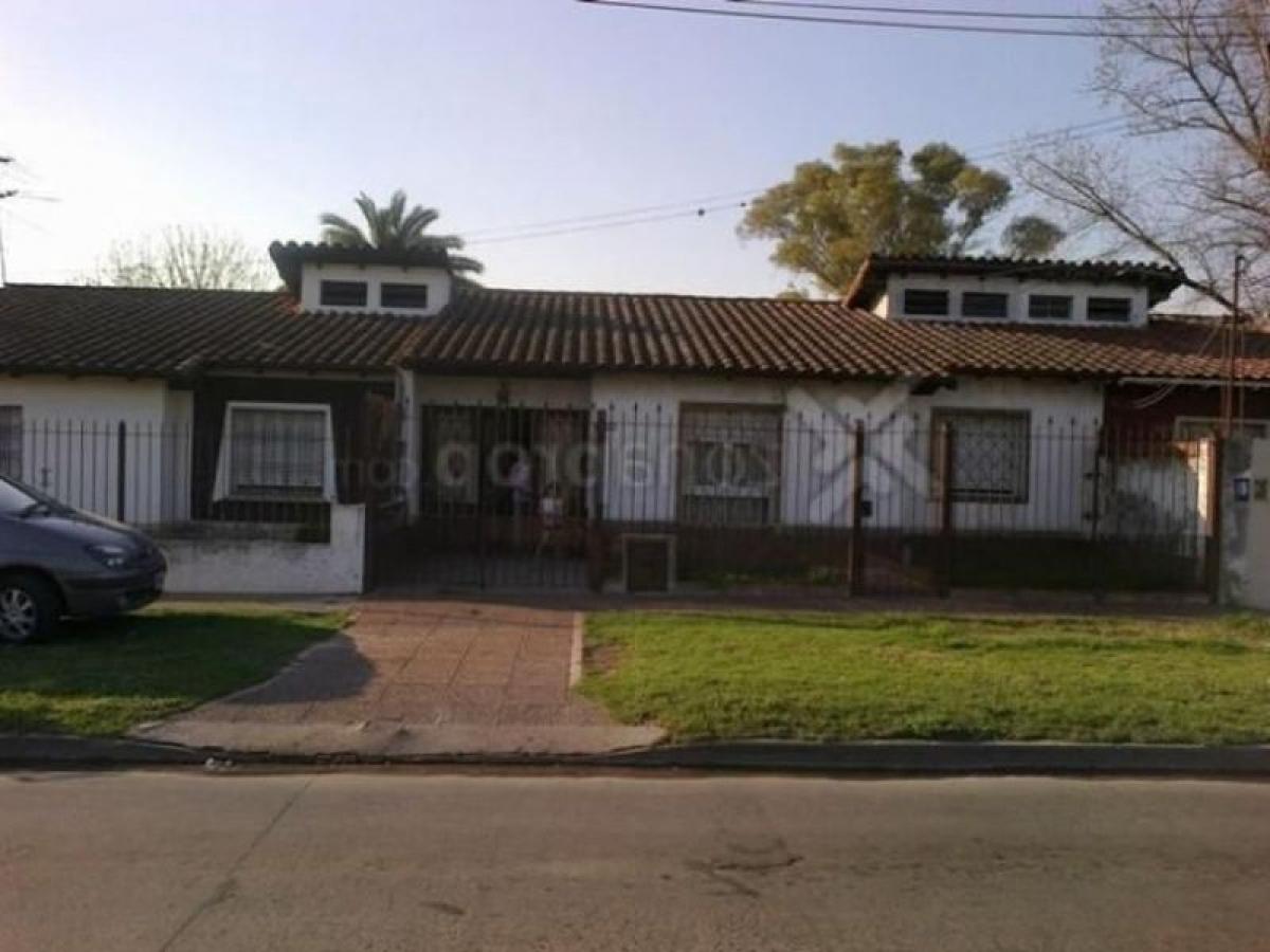 3 Schlafzimmer Haus in Ituzaingo, Argentina, Nr. 9239