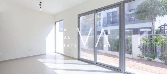 Adosado de 4 dormitorios en Dubai, UAE No. 102976 14