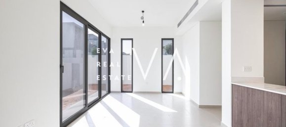 Adosado de 4 dormitorios en Dubai, UAE No. 102976 17