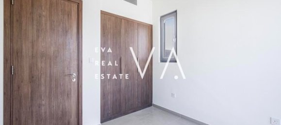 Adosado de 4 dormitorios en Dubai, UAE No. 102976 7