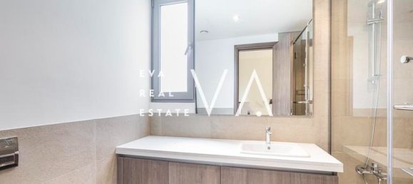 Adosado de 4 dormitorios en Dubai, UAE No. 102976 8