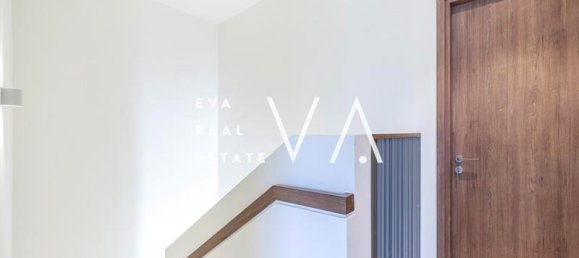 Adosado de 4 dormitorios en Dubai, UAE No. 102976 6