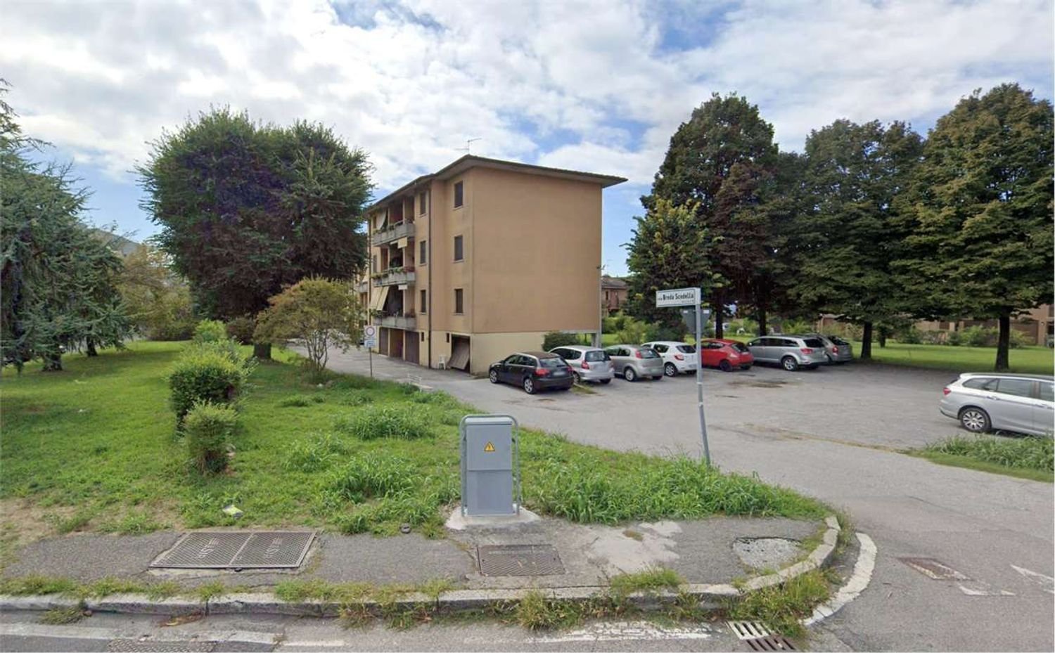 Apartamento T3 em Bagnolo Mella, Italy N.º 329047